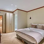 Apartment 3 Bedrooms Center Of Paris By Studio Prestige