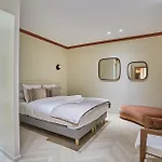 Apartment 3 Bedrooms Center Of Paris By Studio Prestige