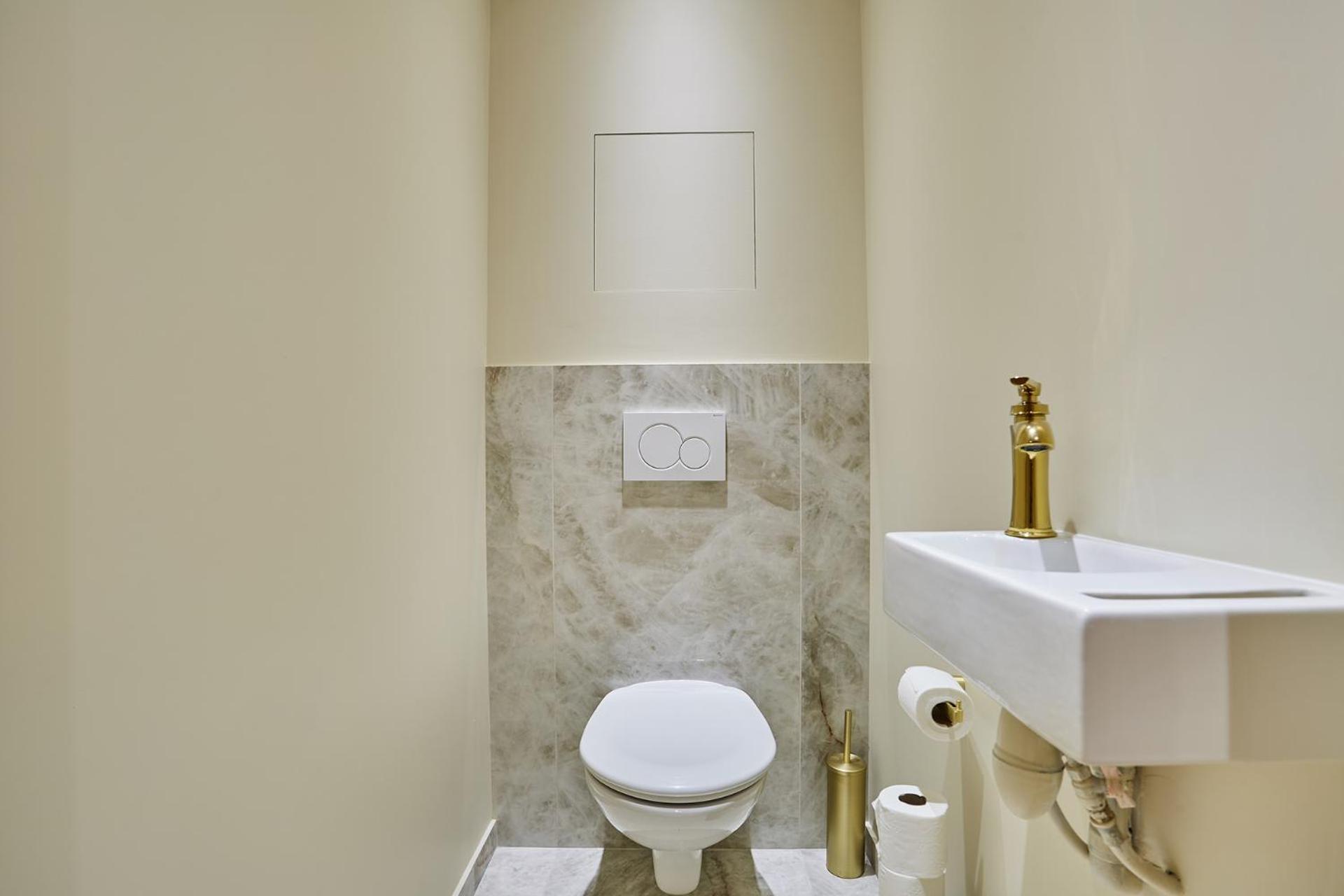 Appartement 3 Bedrooms Center Of By Prestige