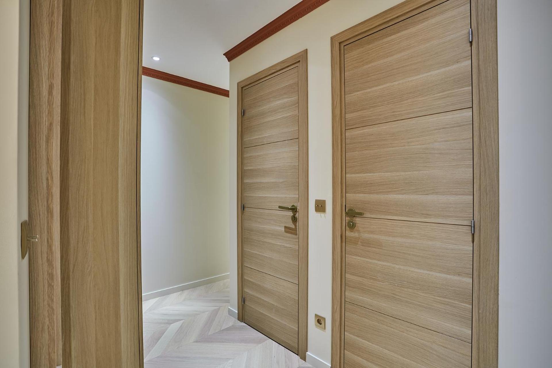 3 Bedrooms Center Of By Prestige * Parijs