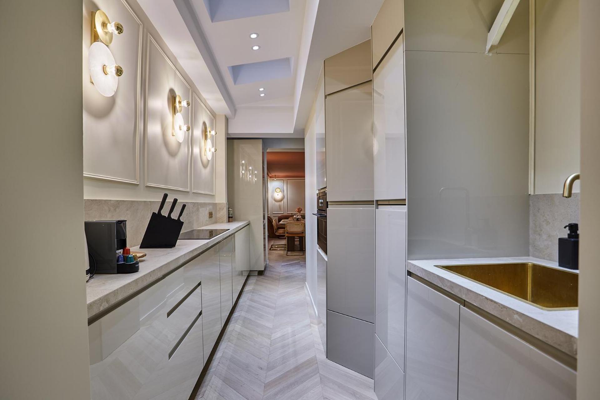 Appartement 3 Bedrooms Center Of By Prestige Parijs